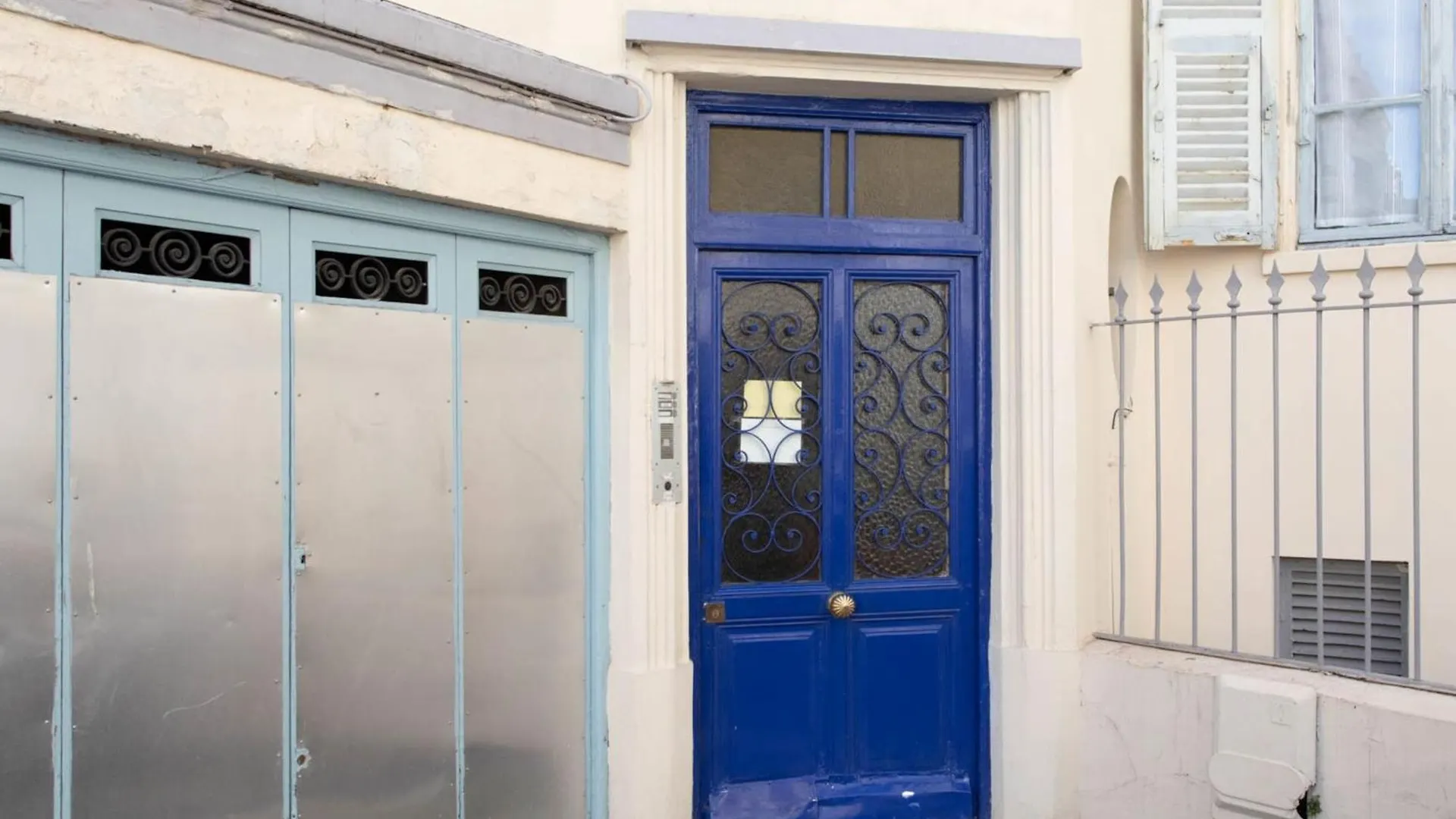 La Porte Bleue Furnished Flat Apartment Nice