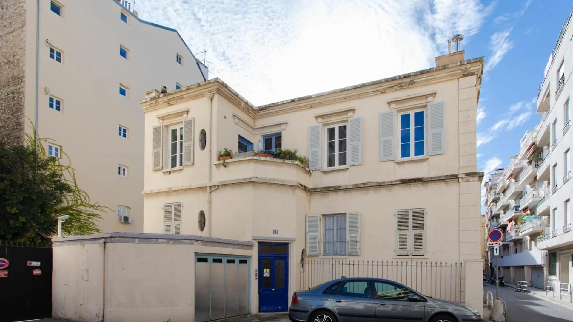 La Porte Bleue Furnished Flat Apartment Nice